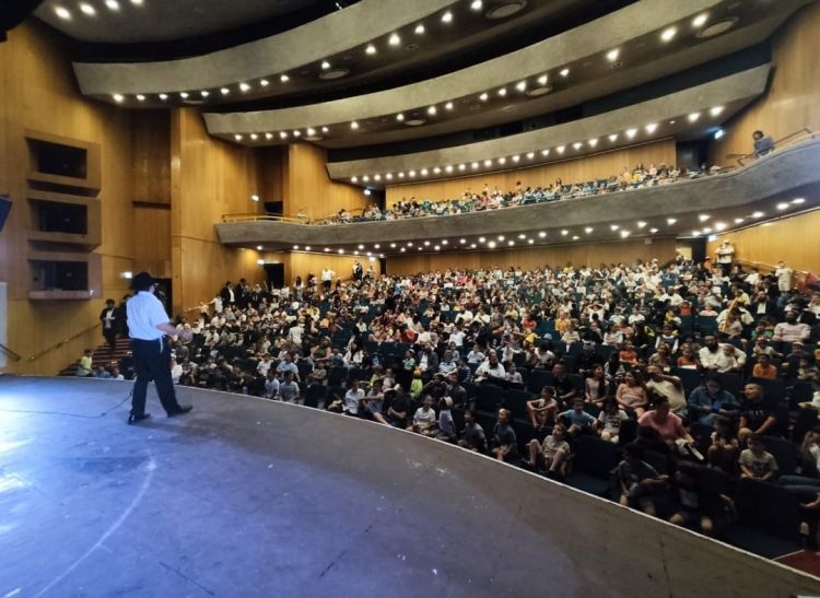 אלפים מילדי קרית גת בתהלוכה המרכזית